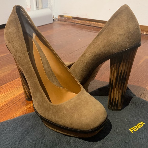 Authentic Fendi Suede Platform Pumps - Picture 1 of 8